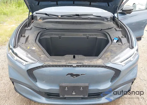 2023 Ford Mustang Mach-E California Route 1 z USA, uszkodzony, nr VIN 3FMTK2SU3PMA68802